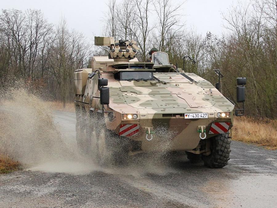  KMW Boxer 8x8 APC 2010 года  (фото 3 из 15)